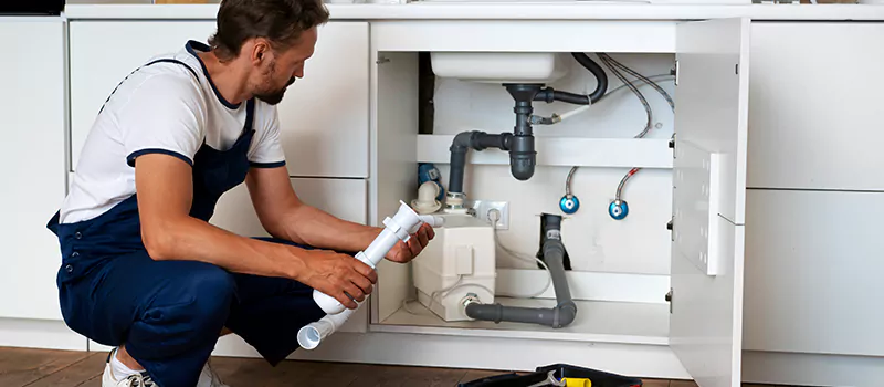 Reliable Commercial Plumber in Oakville, ON